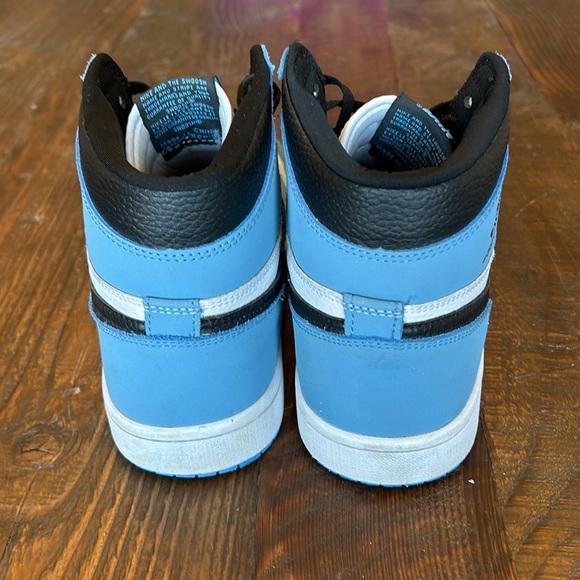 Nike Air Jordan 1 Retro High OG University Blue Men’s 9.5 EUC - Picture 4 of 8